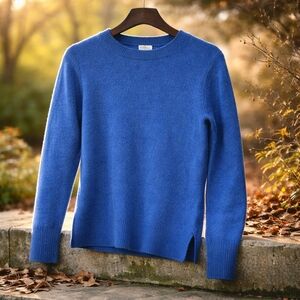 Women's Blue Sweater